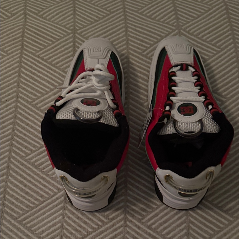 NWT & BOX DC LIMITED EDITION STYLISH SNEAKERS. DIFFICULT 2 FIND, NO LONGER AVAIL